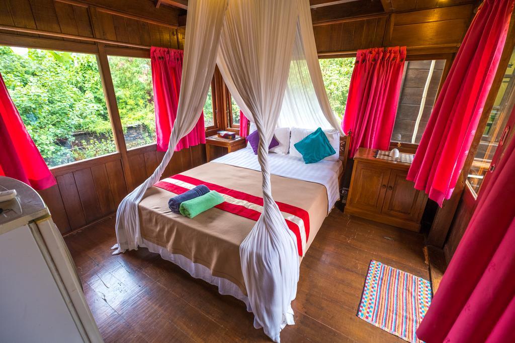 Hotel Easy Surf Dacha Canggu Esterno foto