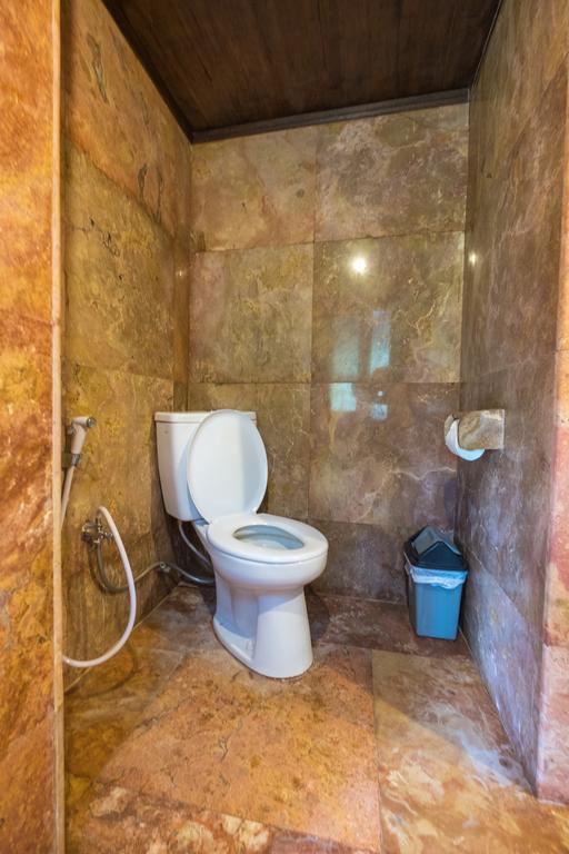Hotel Easy Surf Dacha Canggu Esterno foto