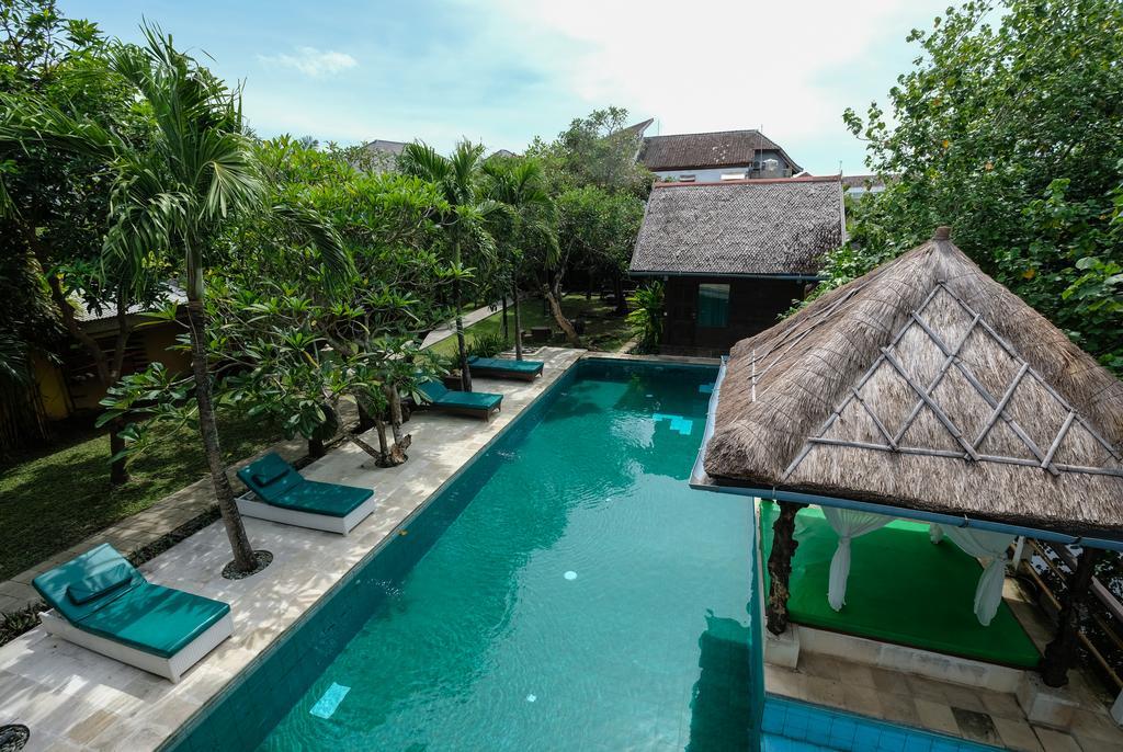 Hotel Easy Surf Dacha Canggu Esterno foto