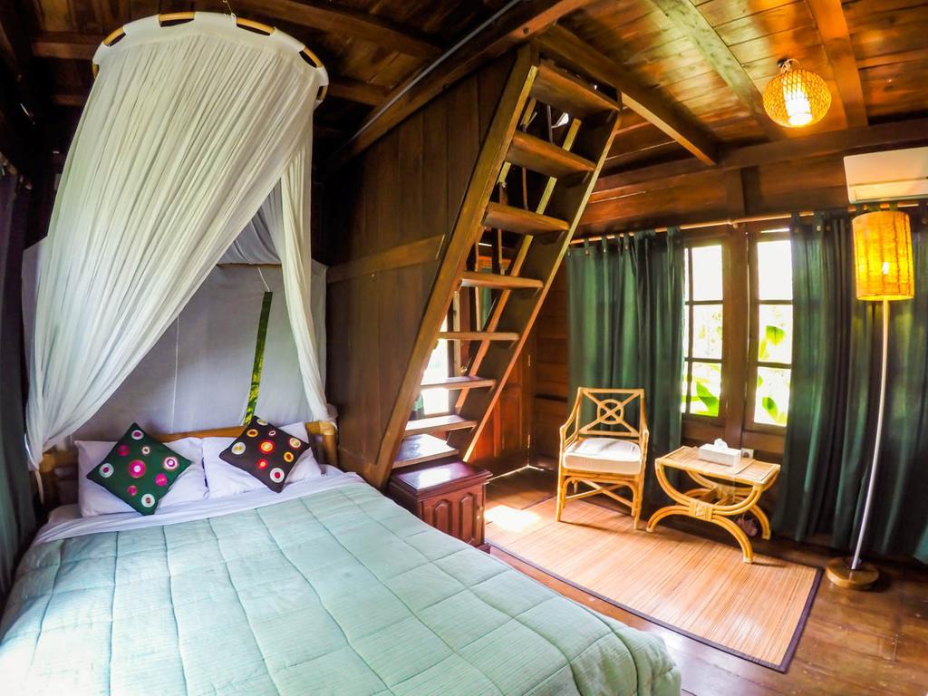 Hotel Easy Surf Dacha Canggu Esterno foto