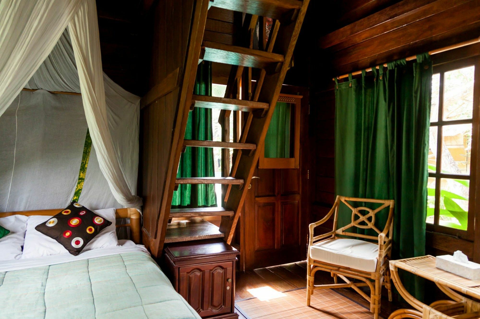 Hotel Easy Surf Dacha Canggu Esterno foto