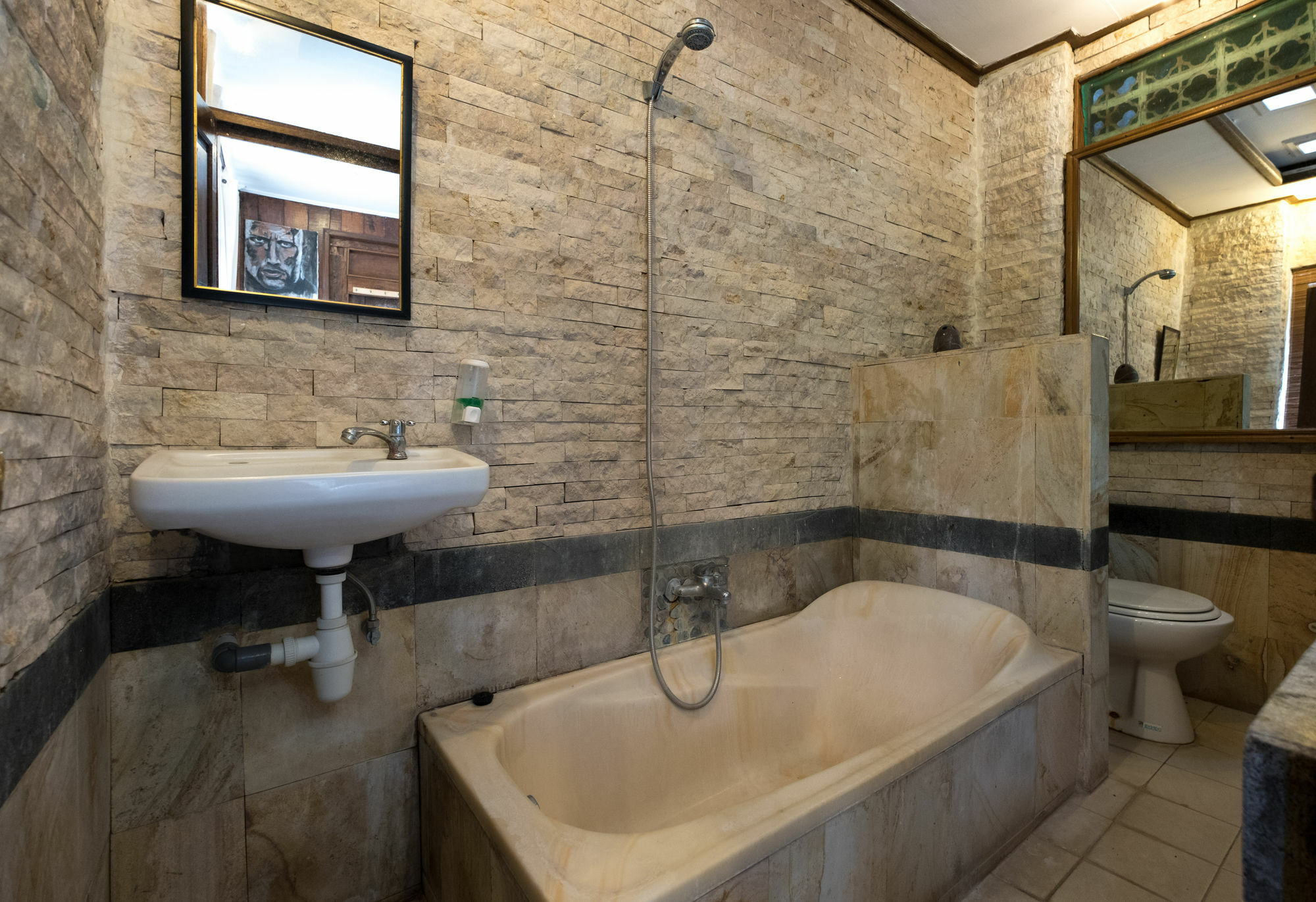Hotel Easy Surf Dacha Canggu Esterno foto